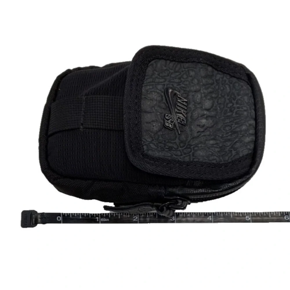 Nike SB Asphalt Elephant Print Accessory Case Holder Pouch Vintage Dunk Logo